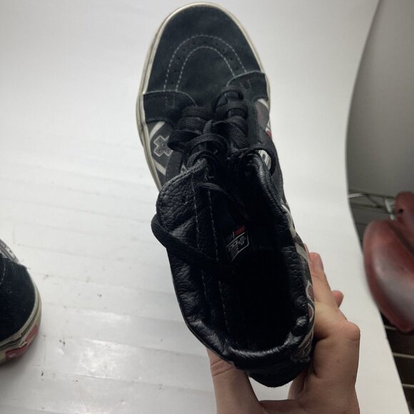 Vans Nintendo NES Controller 'GAME OVER' SK8-Hi High Top Shoes Mens Size 9. - Picture 15 of 16